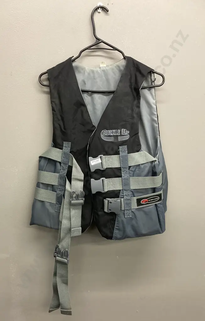 Ron Marks Factory Team Rider 3 Buckle Single Size Nylon Vest, Buoyancy Aid 50N, Black / Grey, Image 1++
